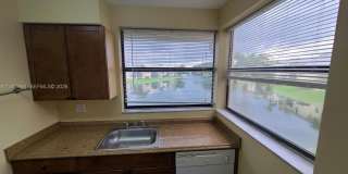 1002 Adams Ave Gallery 16