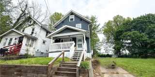 987 Boone Street Gallery 1