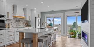 201 W Glenn Street Gallery 16