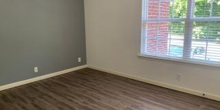 Germantown 2 bedroom, 1 1/2 bath in Brent Park Condos Gallery 8