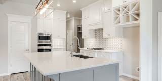 BEAUTIFUL 5 BED HOME  FOR LEASE Gallery 28