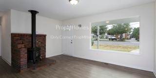 Beautiful Beaverton Ranch-Style Three Bedroom Home! Gallery 3