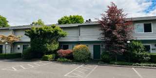 Charming Condo Conveniently Located Gallery 1