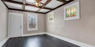 3915 Schiller Place Gallery 6