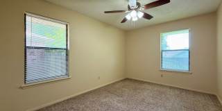 Gorgeous Brick Home for Rent! - 3 Bedroom, 2 Bath, 2 Car garage - 1,797 sf Gallery 23