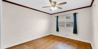 7248 N Ridge Boulevard Gallery 15