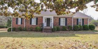 Nice Home in Rogersville! Gallery 1