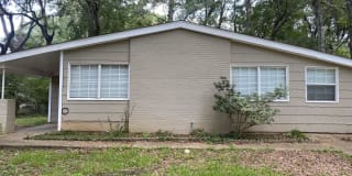 4066 South Wesley Lane Gallery 1