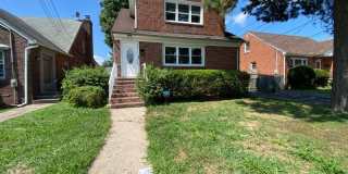 905 Sanford Ave Gallery 1