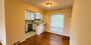 4 Bedroom 1 Bath House Gallery 5