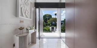 1045 W 47th Ct Gallery 3