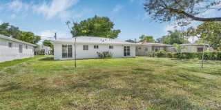 933 NW 50th St Gallery 1