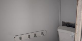 2004 FREDERICK Avenue Gallery 8