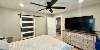 200 Santa Rita Gallery 24