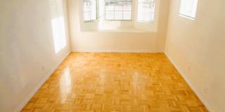 Adorable Single Level Northeast Home With Refrigerated Air Located In Quiet Neighborhood Gallery 7