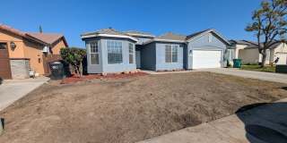 Immaculate 3 bedroom 2 bath home Gallery 1