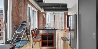 Charming 2BR Condo in Saint Louis Gallery 8