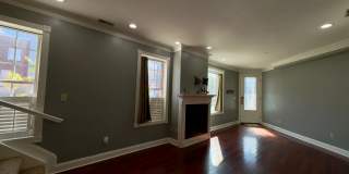 Charming 2Bed/2.5Bath in Washington Vilage - Extra Space in the Basement Gallery 8
