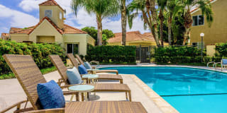 El Paseo Apartment Homes Gallery 4