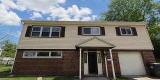 Cozy 4 Bedroom Kettering Home Gallery 1