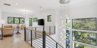 1513 OAKVIEW Drive Gallery 47