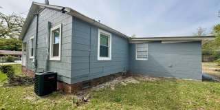 Unit A – Front Home Gallery 32