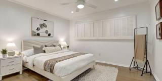 852 11th St Gallery 16