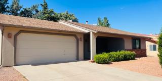 Single family home in the Village of Oak Creek Gallery 1