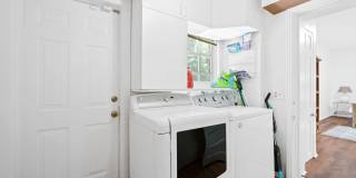 2400 Delmar Place Gallery 31