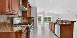 8224 SW 178th Ter Gallery 13