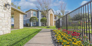 Residence at Lake Jackson Gallery 3