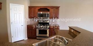 3 Bed | 2 Bath in Jenks! Gallery 16