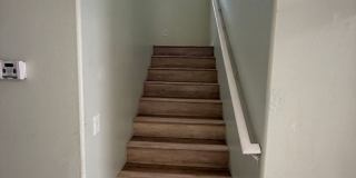 AMERICANA Property Mgmt - 2 story 4 Beds + Loft + Office  in the Gated Community in East LV Gallery 18