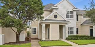430 SOUTHERN PECAN Circle 430 SOUTHERN PECAN Circle Gallery 1