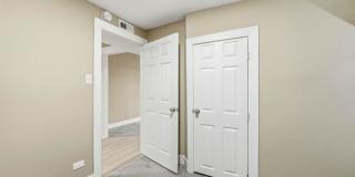 1217 N Harding Avenue, Gallery 6