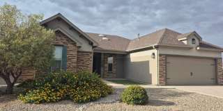 Beautiful 3 Bedroom 2 Bathroom home Gallery 1