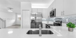 2425 SE 28TH DR Gallery 22