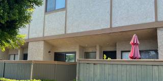Beautifully Remodeled 2 Bed 1.5 Bath Townhome in Orange! Beautifully Remodeled 2 Bed 1.5 Bath Townhome in Orange! Gallery 1