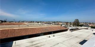 1815 Armour Lane Gallery 32