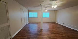 8598 Meadowbrook Dr Gallery 39