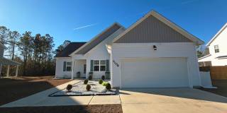 4 Bedroom #3 Bath Towne Pointe Gallery 1