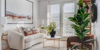 Vida at Daybreak Gallery 6