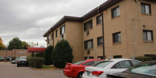 976 Robert Street - 105 Gallery 11