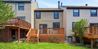 204 LIVINGSTON Court Gallery 36