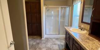 Beautiful Newer Home Gallery 5