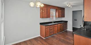 Move-In Ready Ranch Minutes from Plaza Midwood, NoDa & Uptown Gallery 11