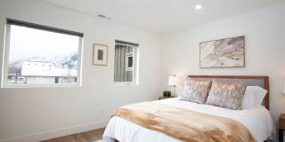 405 Laurel Gallery 4