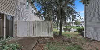 3 bedroom/ 2.5 bathroom townhome near the airport! Gallery 18