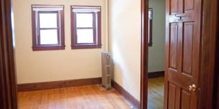 225 Place Apartments Gallery 28