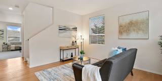 3bd/2.5ba Bellevue Condo Gallery 9